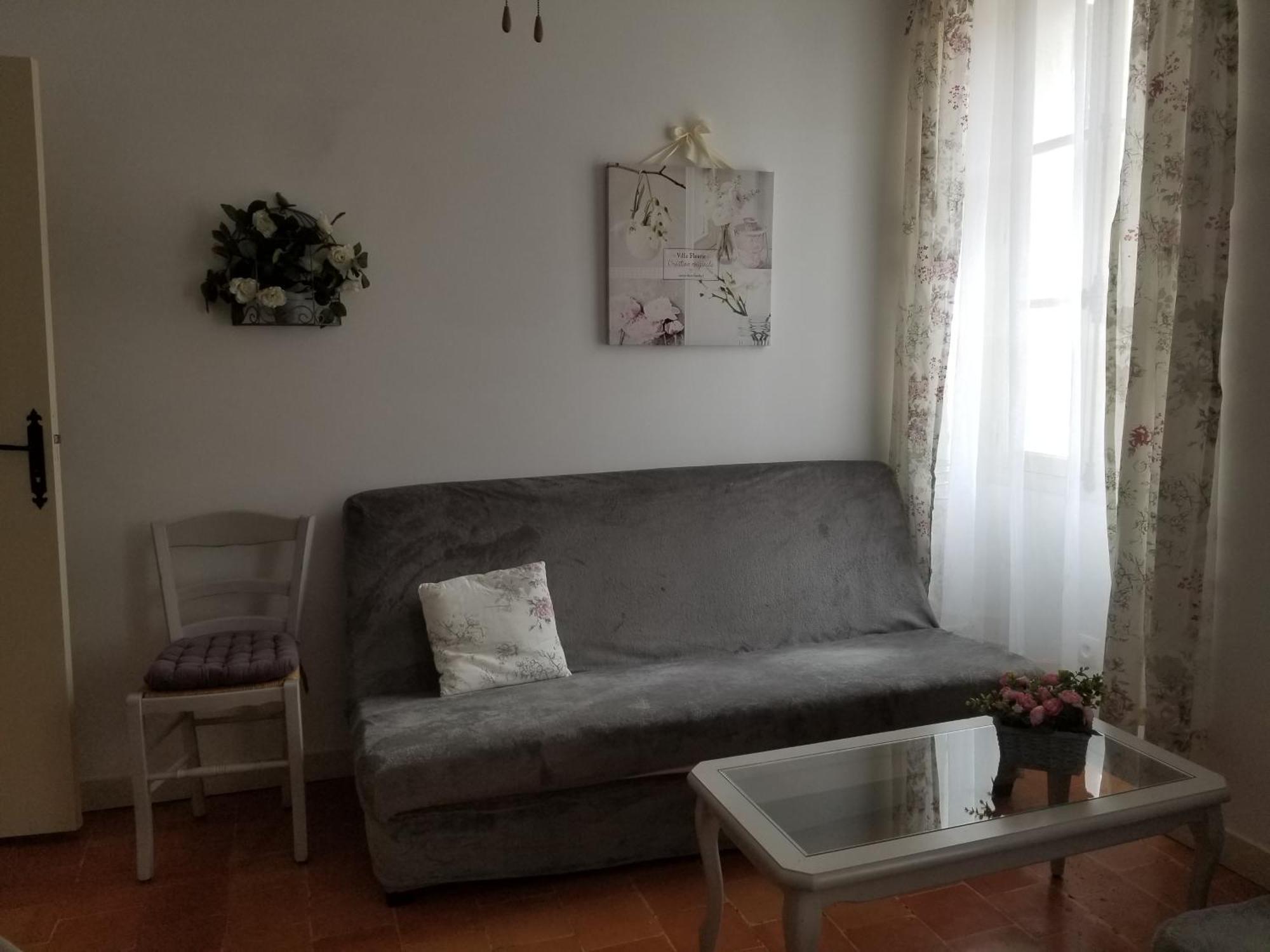 Joli T2 De 40M² A Louer A Le Muy Apartment Luaran gambar