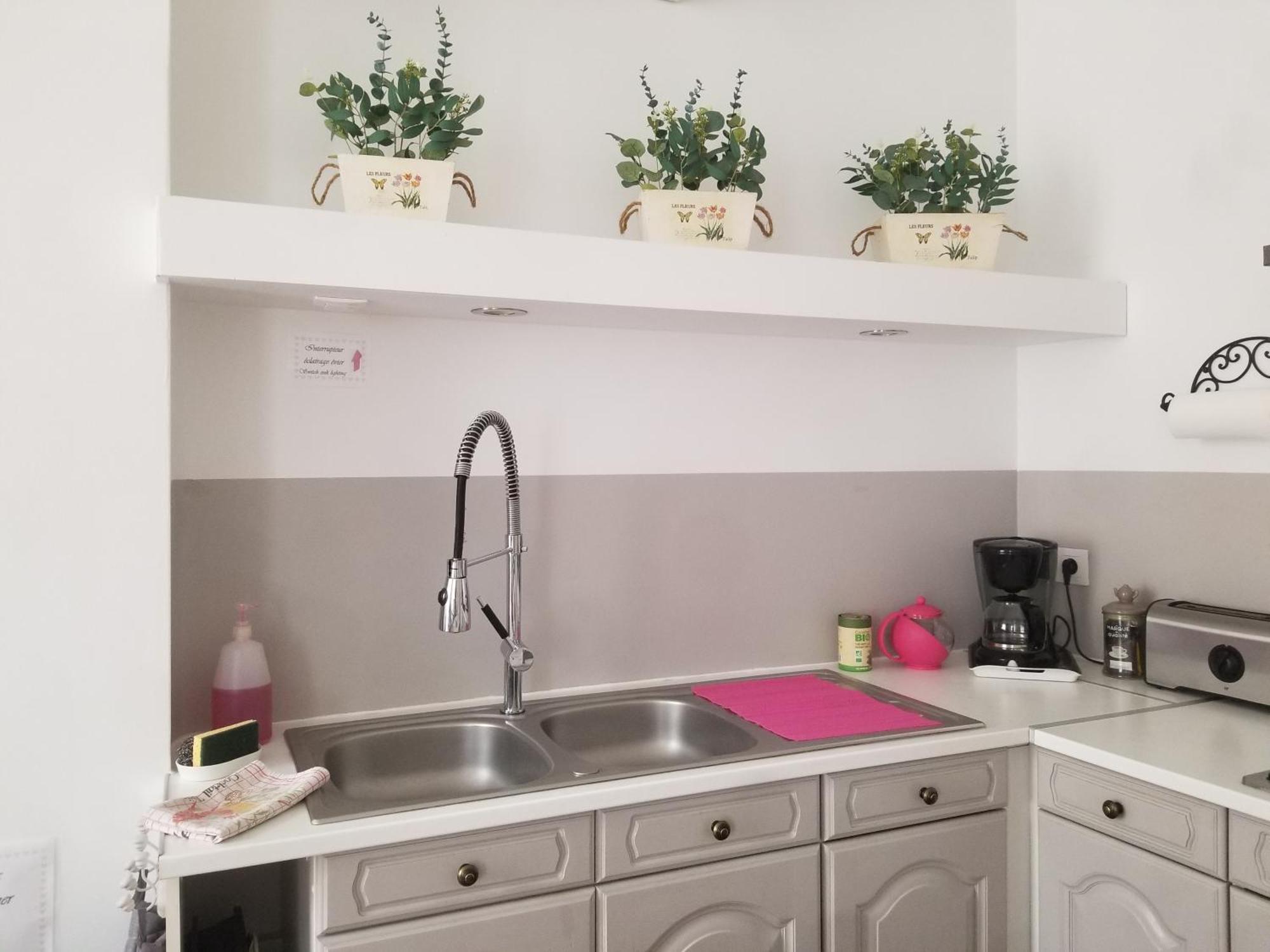 Joli T2 De 40M² A Louer A Le Muy Apartment Luaran gambar